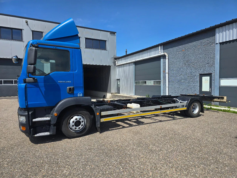 MAN TGM 15.240 TGM BDF - ناقلة حاويات/ شاحنة حاويات: صورة 4 MAN TGM 15.240 TGM BDF - ناقلة حاويات/ شاحنة حاويات: صورة 4