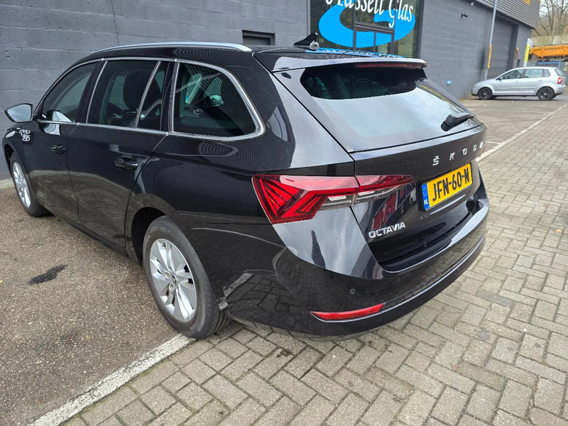 Škoda Octavia Combi 1.0 Benzine - سيارة: صورة 4 Škoda Octavia Combi 1.0 Benzine - سيارة: صورة 4