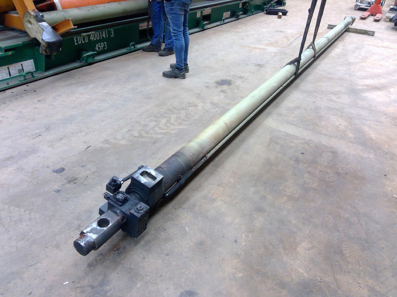 FAUN ATF 60-4 telescopic cylinder single - أسطوانة هيدروليكية - موبايل كرين: صورة 1 FAUN ATF 60-4 telescopic cylinder single - أسطوانة هيدروليكية - موبايل كرين: صورة 1
