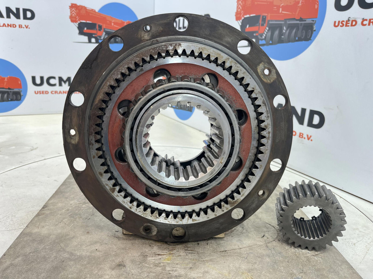 FAUN HK 40 planetary gear 27-18-65-24-4pl-H64-24 - محرك السفر - موبايل كرين: صورة 5 FAUN HK 40 planetary gear 27-18-65-24-4pl-H64-24 - محرك السفر - موبايل كرين: صورة 5