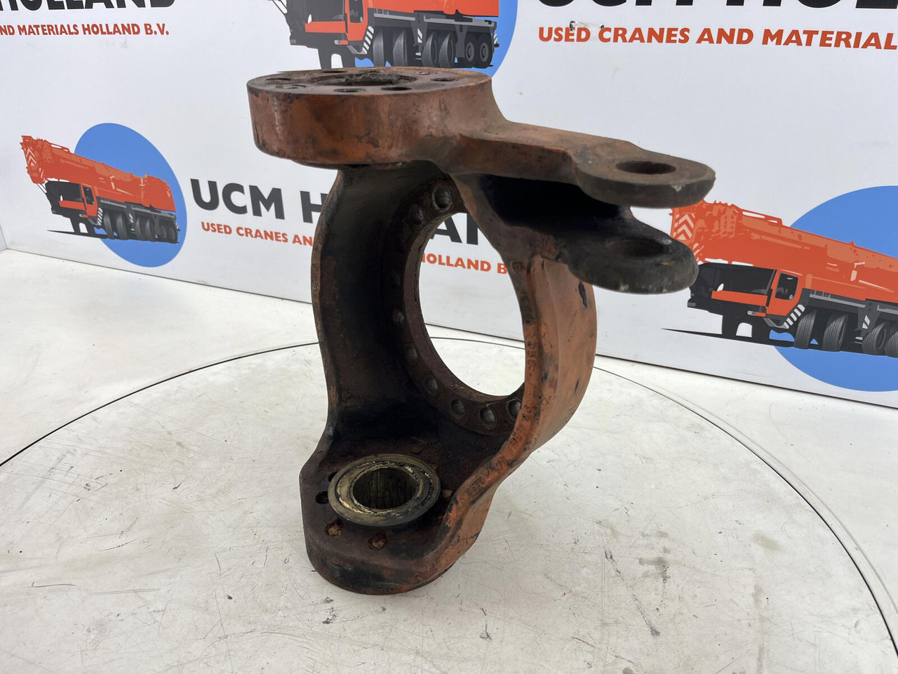 مفصل التوجيه - موبايل كرين FAUN RTF 50/60 Steering knuckle 16 holes axle 1 right: صورة 6 مفصل التوجيه - موبايل كرين FAUN RTF 50/60 Steering knuckle 16 holes axle 1 right: صورة 6