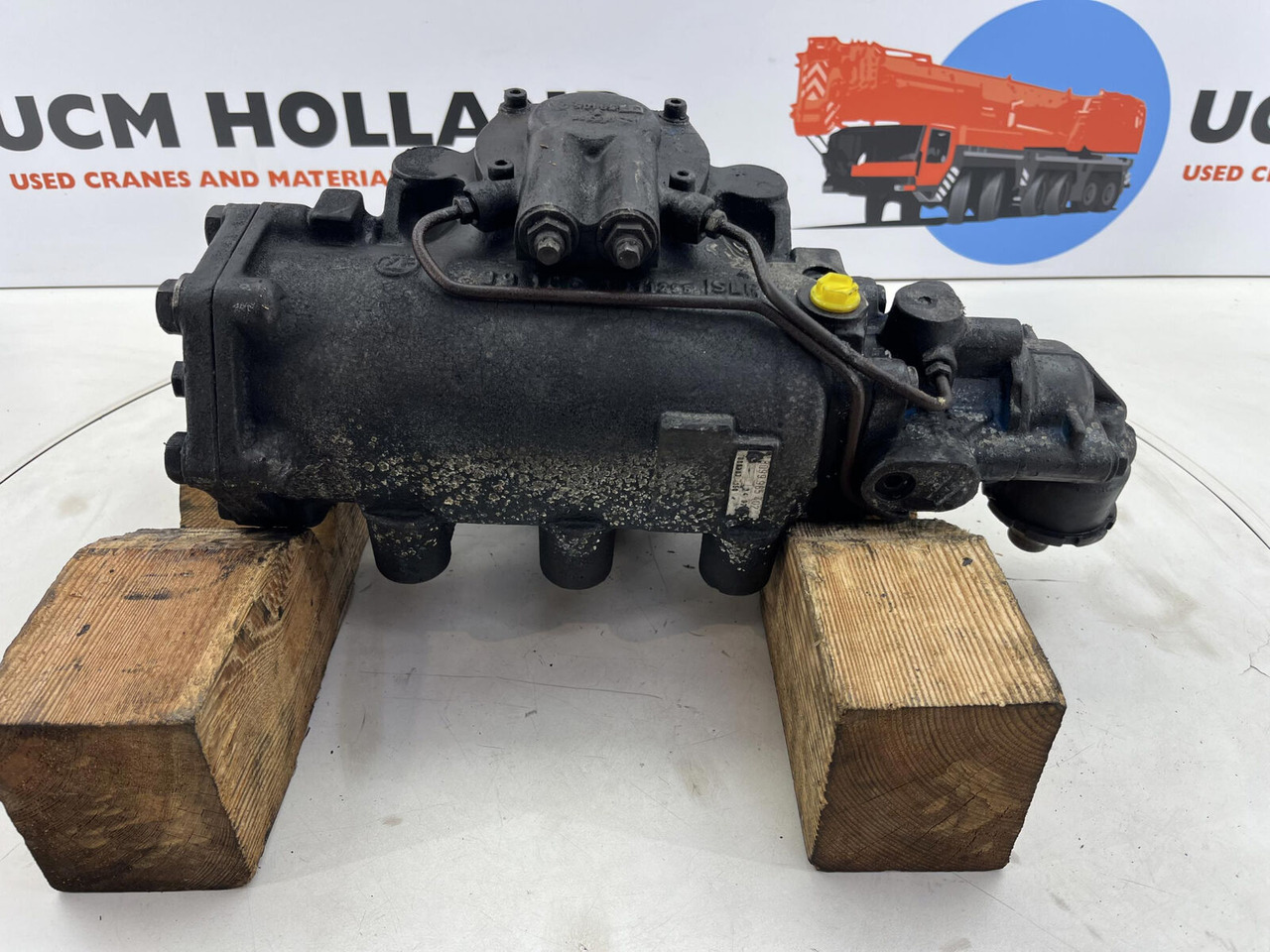 Grove GMK 2035 steering box - دودة دركسون - موبايل كرين: صورة 5 Grove GMK 2035 steering box - دودة دركسون - موبايل كرين: صورة 5