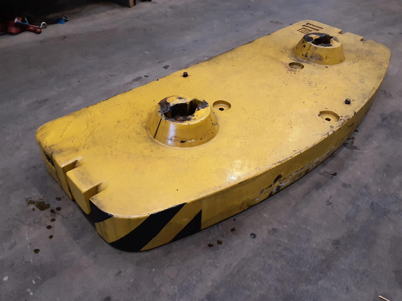 Grove GMK 3050 counterweight 3,5 ton - ثقل موازنة - موبايل كرين: صورة 2 Grove GMK 3050 counterweight 3,5 ton - ثقل موازنة - موبايل كرين: صورة 2