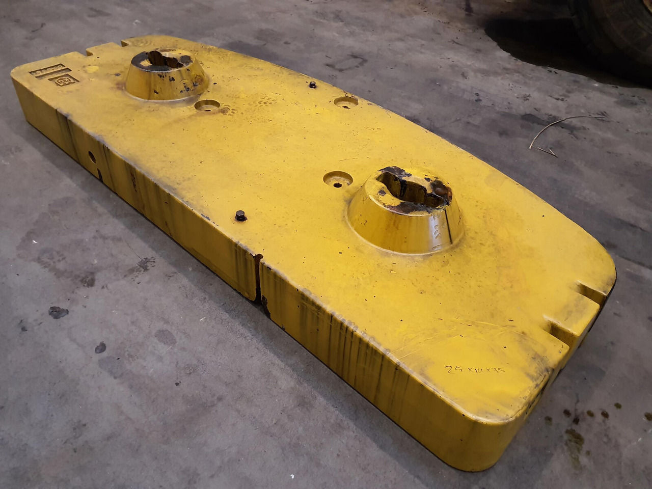 Grove GMK 3050 counterweight 3,5 ton - ثقل موازنة - موبايل كرين: صورة 3 Grove GMK 3050 counterweight 3,5 ton - ثقل موازنة - موبايل كرين: صورة 3