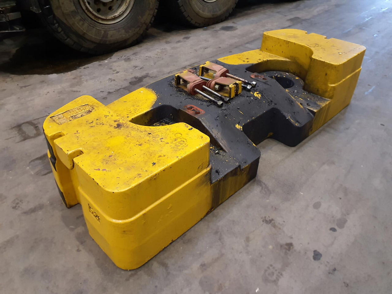 Grove GMK 3050 counterweight 5,2 ton - ثقل موازنة - موبايل كرين: صورة 4 Grove GMK 3050 counterweight 5,2 ton - ثقل موازنة - موبايل كرين: صورة 4