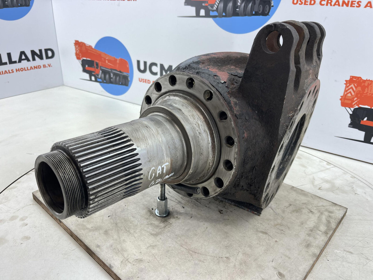 Grove GMK Steering knuckle 16 holes - مفصل التوجيه - موبايل كرين: صورة 1 Grove GMK Steering knuckle 16 holes - مفصل التوجيه - موبايل كرين: صورة 1