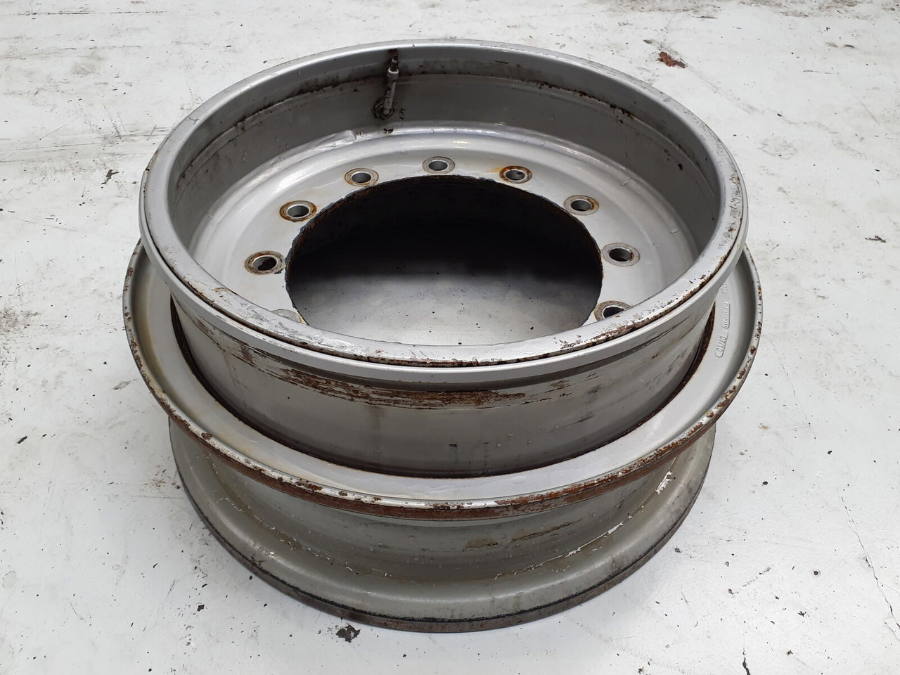 Grove Rim 445/95R25 12 14.5 3p - الجنوط - رافعة: صورة 1 Grove Rim 445/95R25 12 14.5 3p - الجنوط - رافعة: صورة 1