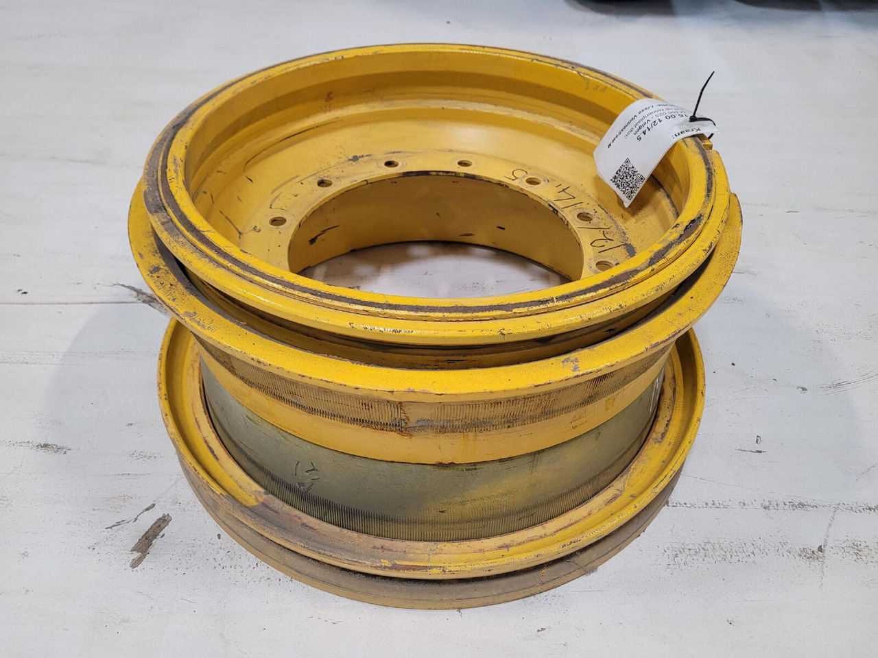 Grove Rim 445/95R25 12 14 5p - الجنوط - رافعة: صورة 1 Grove Rim 445/95R25 12 14 5p - الجنوط - رافعة: صورة 1
