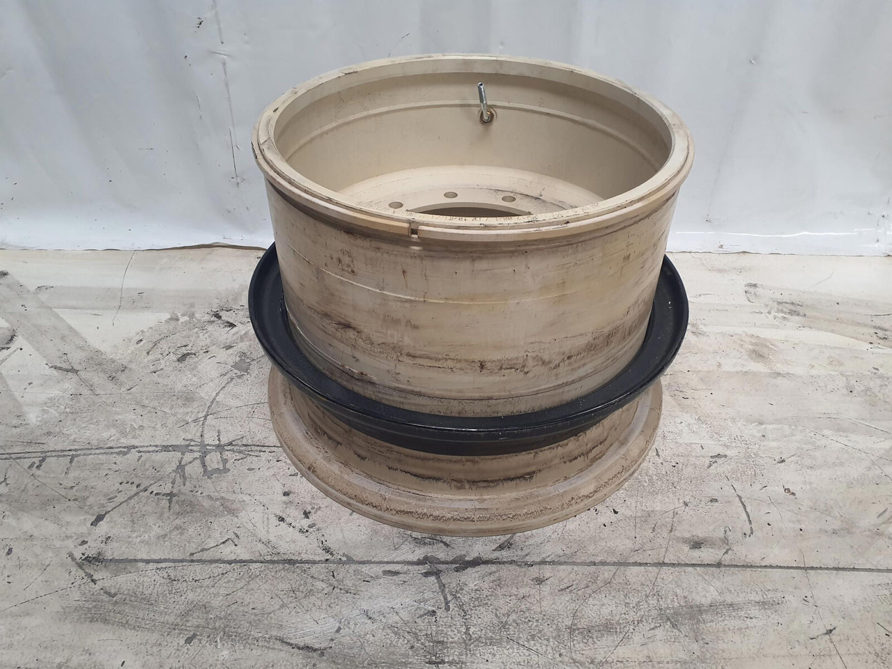 Grove Rim 525/80R25 12 20.5 3p - الجنوط - رافعة: صورة 3 Grove Rim 525/80R25 12 20.5 3p - الجنوط - رافعة: صورة 3