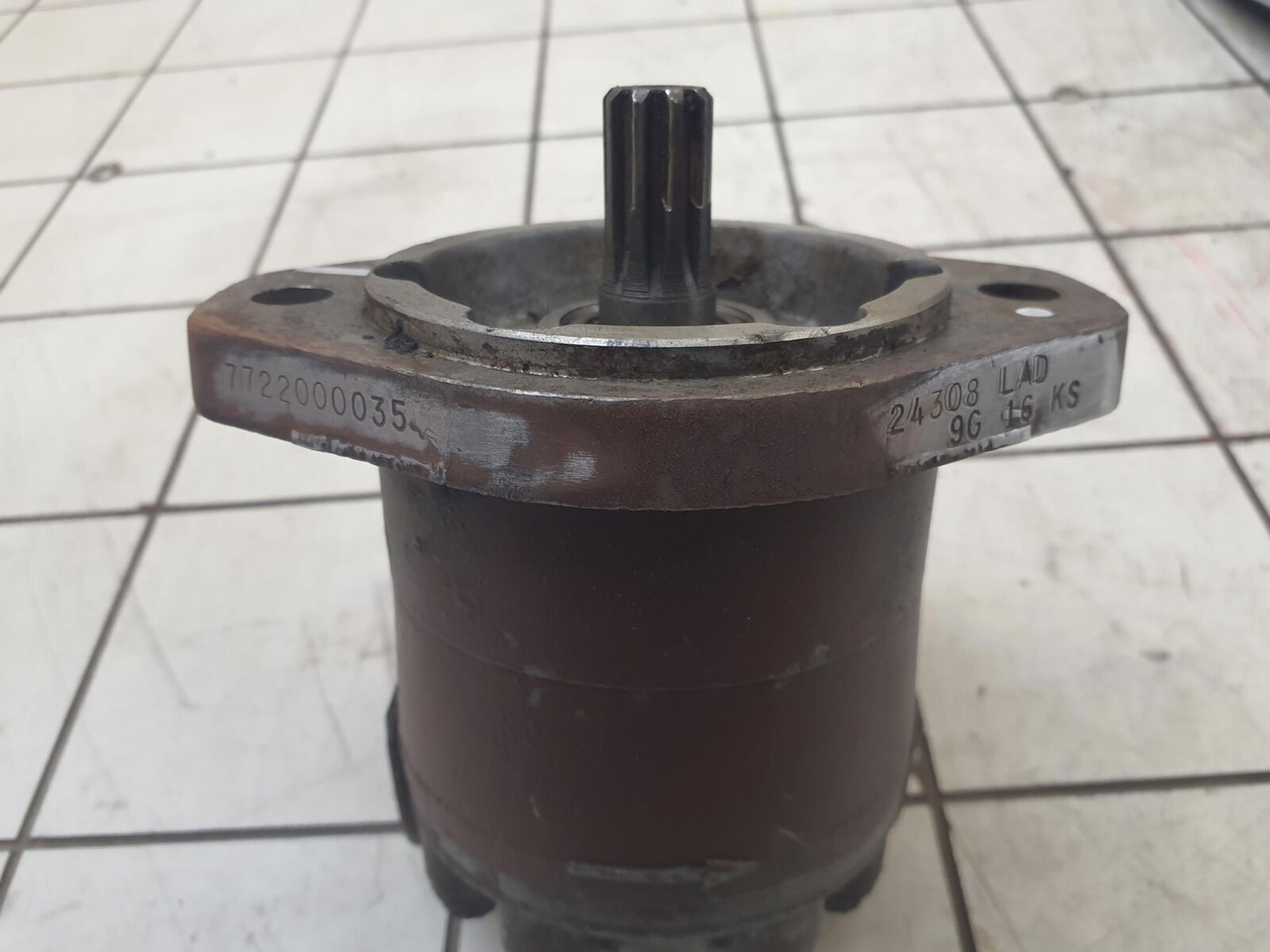 Grove steering pump - مضخة المقود - رافعة: صورة 5 Grove steering pump - مضخة المقود - رافعة: صورة 5