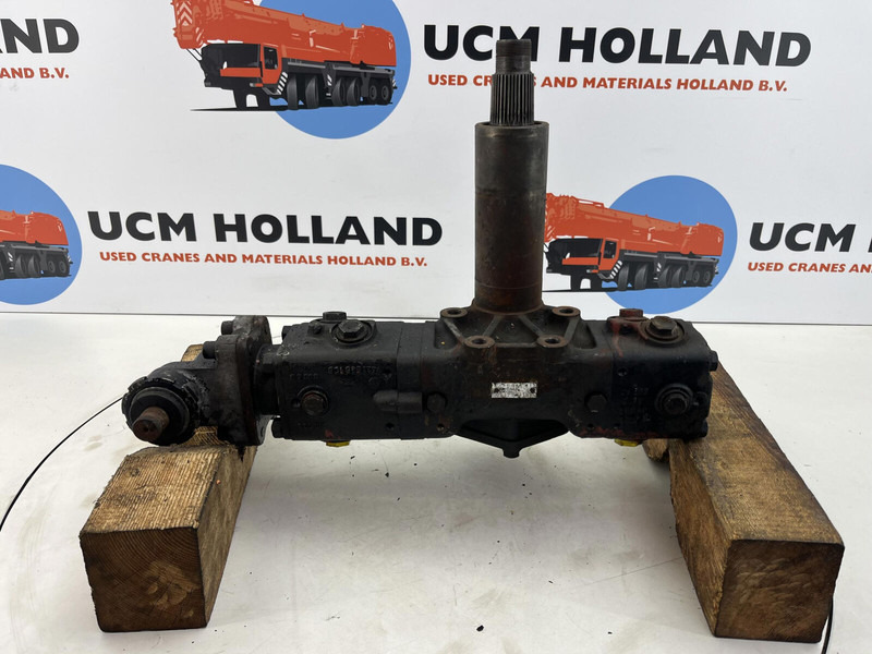 Krupp 70 GMT/AT steering box - عمود التوجيه - رافعة: صورة 1 Krupp 70 GMT/AT steering box - عمود التوجيه - رافعة: صورة 1