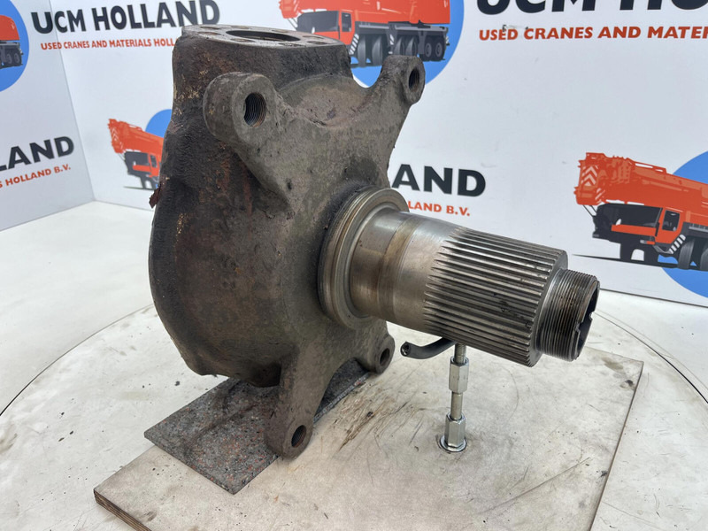 Krupp 70 GMT Steering knuckle axle 1 - مفصل التوجيه - رافعة: صورة 3 Krupp 70 GMT Steering knuckle axle 1 - مفصل التوجيه - رافعة: صورة 3