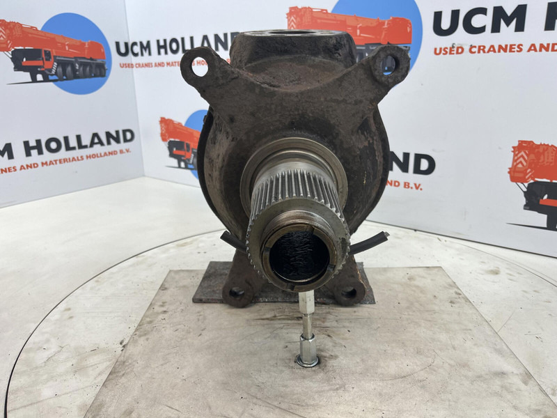Krupp 70 GMT Steering knuckle axle 1 - مفصل التوجيه - رافعة: صورة 2 Krupp 70 GMT Steering knuckle axle 1 - مفصل التوجيه - رافعة: صورة 2