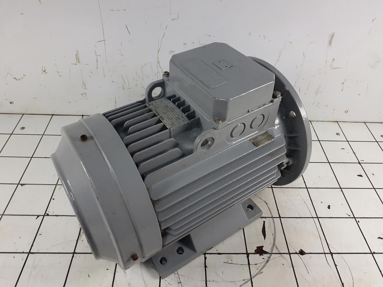Liebherr ABB Electric motor MBT 160 L - النظام الكهربائي - موبايل كرين: صورة 3 Liebherr ABB Electric motor MBT 160 L - النظام الكهربائي - موبايل كرين: صورة 3