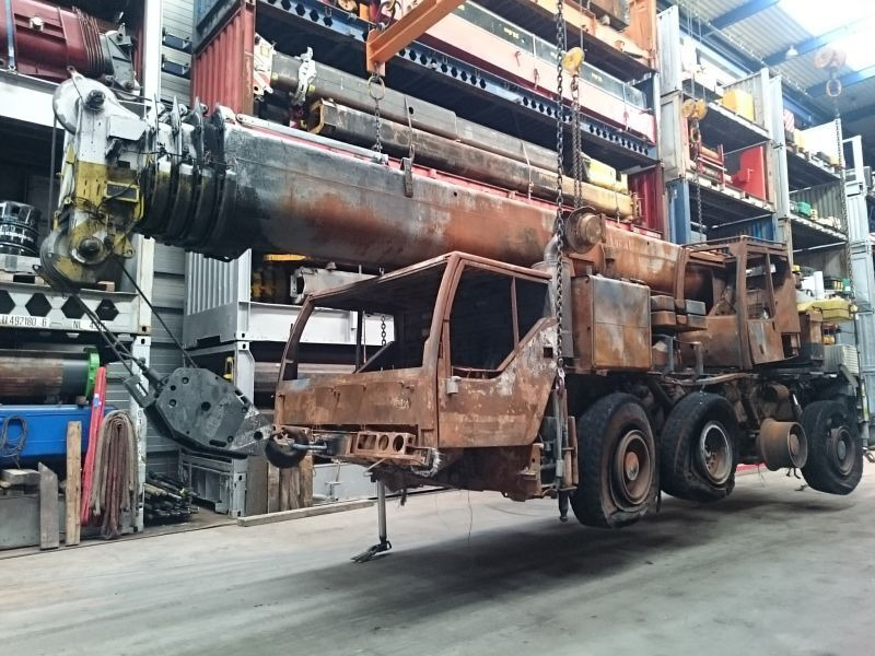 Liebherr LTM 1060-2 for parts - موبايل كرين: صورة 2 Liebherr LTM 1060-2 for parts - موبايل كرين: صورة 2