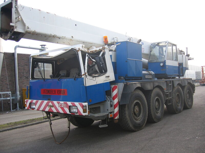 Liebherr LTM 1060`for parts - موبايل كرين: صورة 1 Liebherr LTM 1060`for parts - موبايل كرين: صورة 1