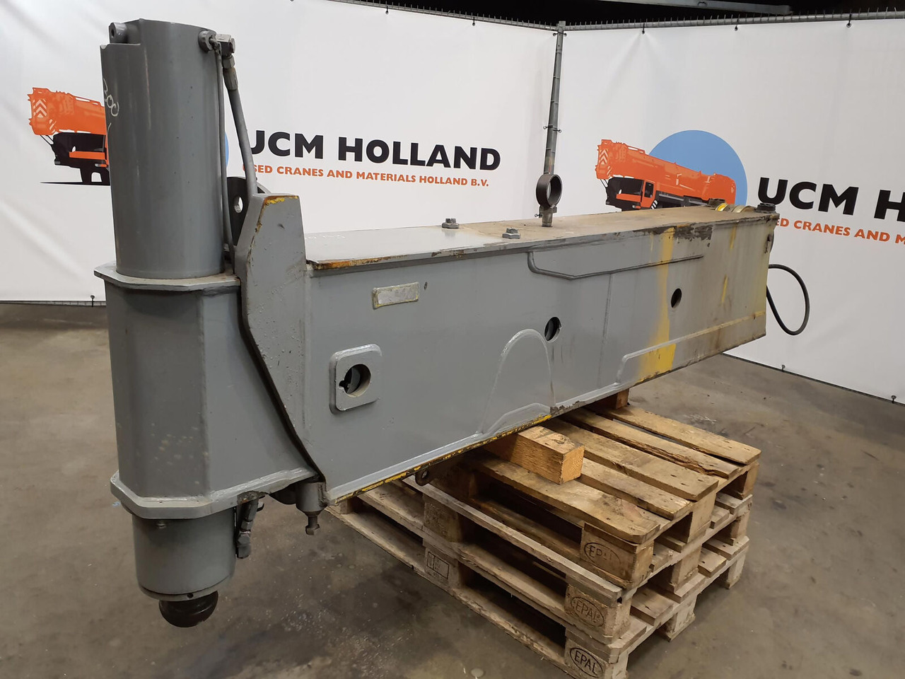 Liebherr LTM 1160-2 sliding beam complete front - نظام التعليق - موبايل كرين: صورة 2 Liebherr LTM 1160-2 sliding beam complete front - نظام التعليق - موبايل كرين: صورة 2