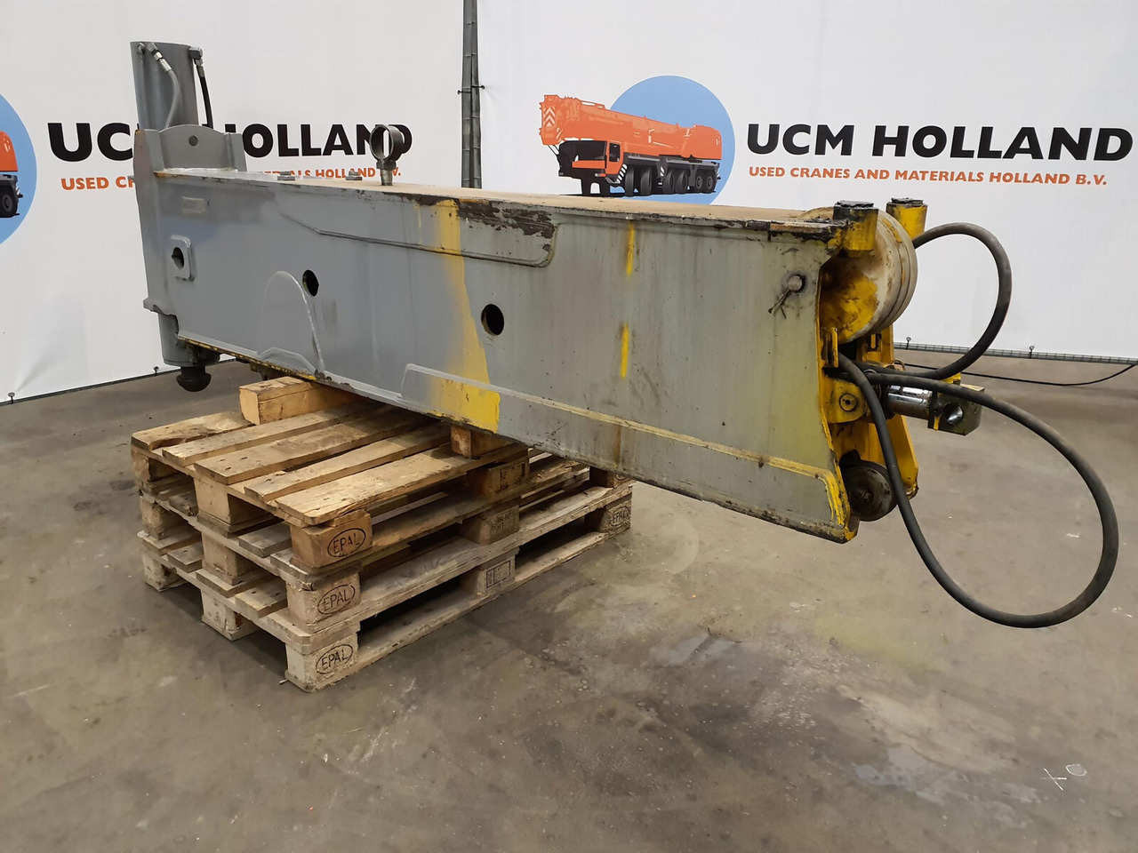Liebherr LTM 1160-2 sliding beam complete front - نظام التعليق - موبايل كرين: صورة 4 Liebherr LTM 1160-2 sliding beam complete front - نظام التعليق - موبايل كرين: صورة 4