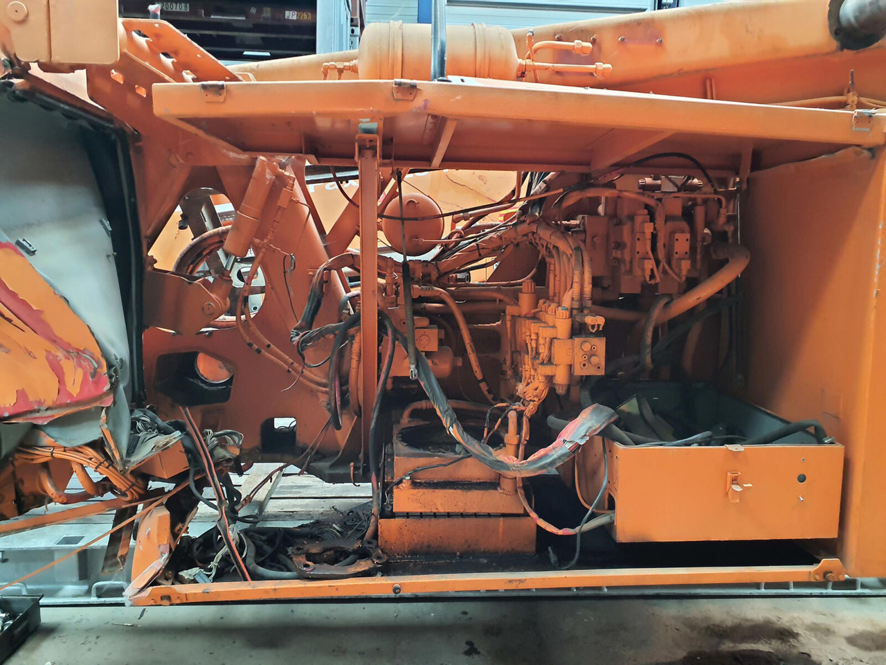 Liebherr LTM 1200/1 Upper frame - إطار هيكلي/ إطار معدني - موبايل كرين: صورة 5 Liebherr LTM 1200/1 Upper frame - إطار هيكلي/ إطار معدني - موبايل كرين: صورة 5