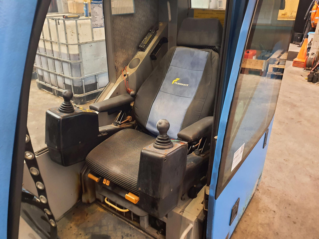 Liebherr LTM 1400-7.1 upper cabin - كابينة - موبايل كرين: صورة 5 Liebherr LTM 1400-7.1 upper cabin - كابينة - موبايل كرين: صورة 5
