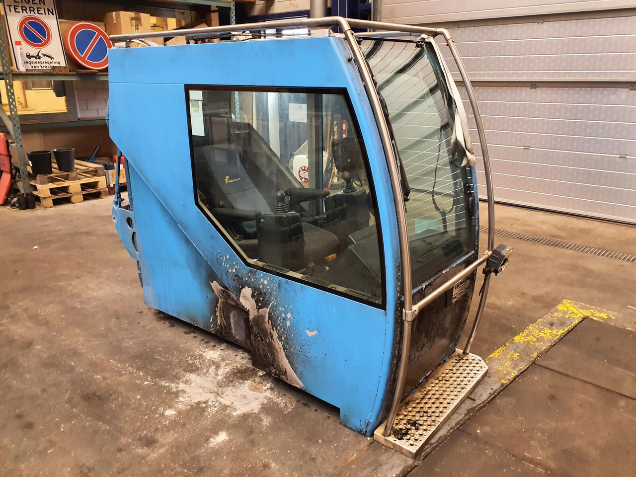 Liebherr LTM 1400-7.1 upper cabin - كابينة - موبايل كرين: صورة 3 Liebherr LTM 1400-7.1 upper cabin - كابينة - موبايل كرين: صورة 3