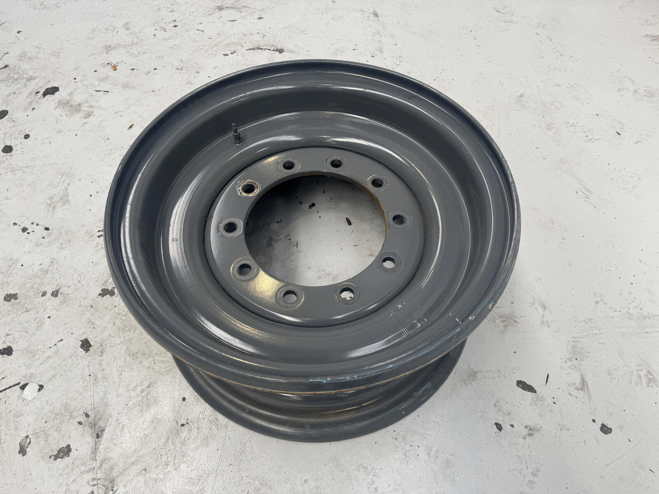 Liebherr Rim 445/95R25 10 12 1p - الجنوط - رافعة: صورة 1 Liebherr Rim 445/95R25 10 12 1p - الجنوط - رافعة: صورة 1
