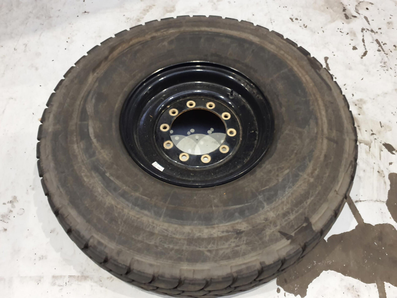 Liebherr Wheel 445/95R25 10 12 1p - عجلات - رافعة: صورة 2 Liebherr Wheel 445/95R25 10 12 1p - عجلات - رافعة: صورة 2