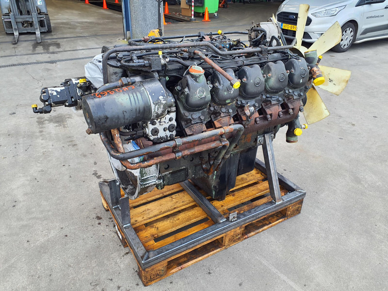 Mercedes-Benz LTM 1060 engine Mercedes-Benz OM 423 - محرك - رافعة: صورة 3 Mercedes-Benz LTM 1060 engine Mercedes-Benz OM 423 - محرك - رافعة: صورة 3