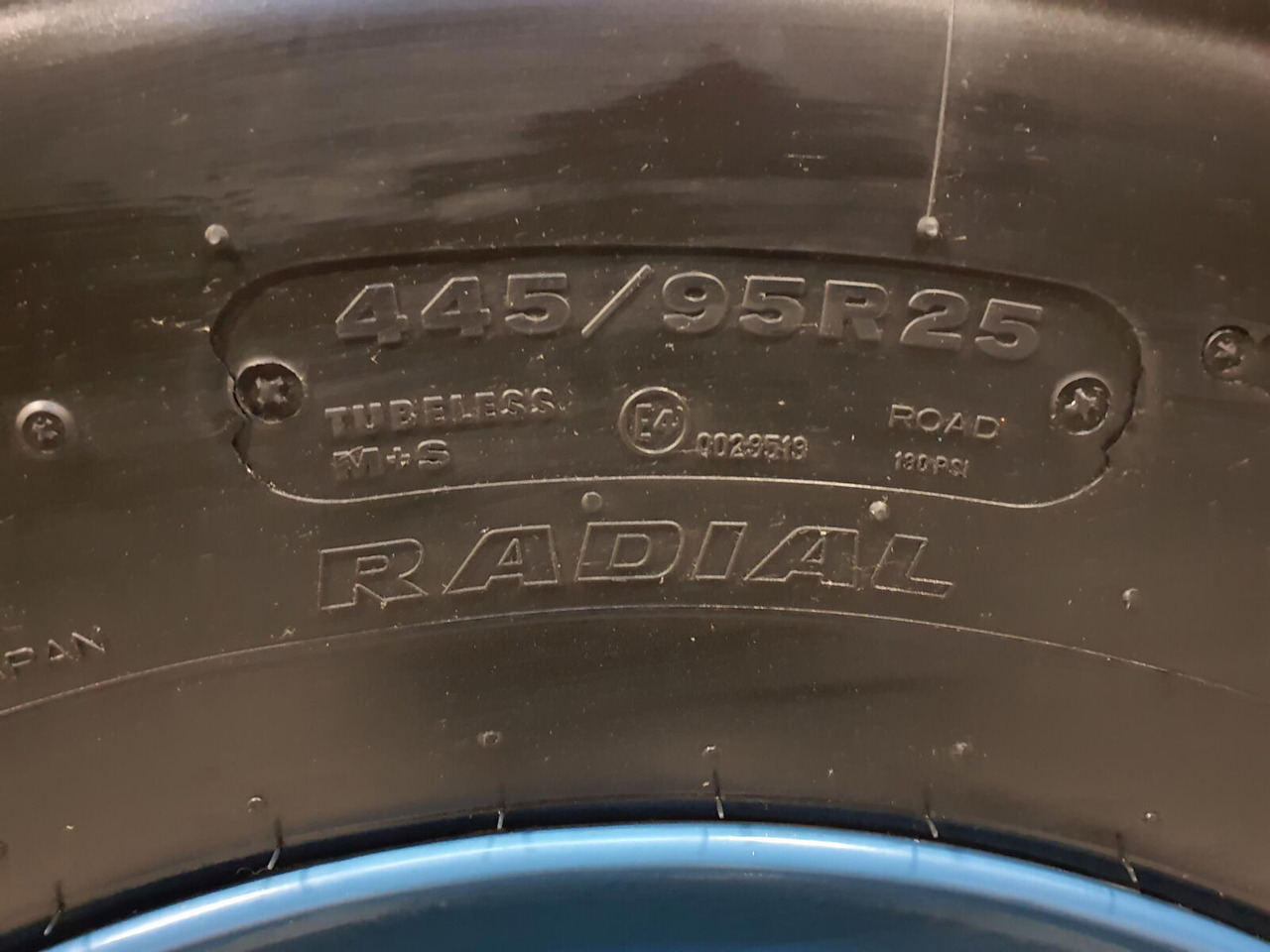 Tadano Faun Wheel 445/95R25 10 6.5 3p - عجلات - رافعة: صورة 4 Tadano Faun Wheel 445/95R25 10 6.5 3p - عجلات - رافعة: صورة 4