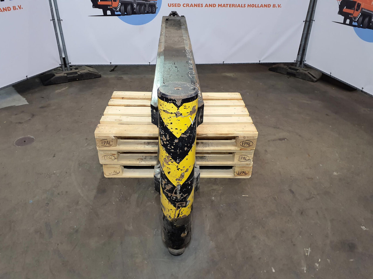 Terex AC 100 outrigger beam complete front - نظام التعليق - رافعة: صورة 5 Terex AC 100 outrigger beam complete front - نظام التعليق - رافعة: صورة 5