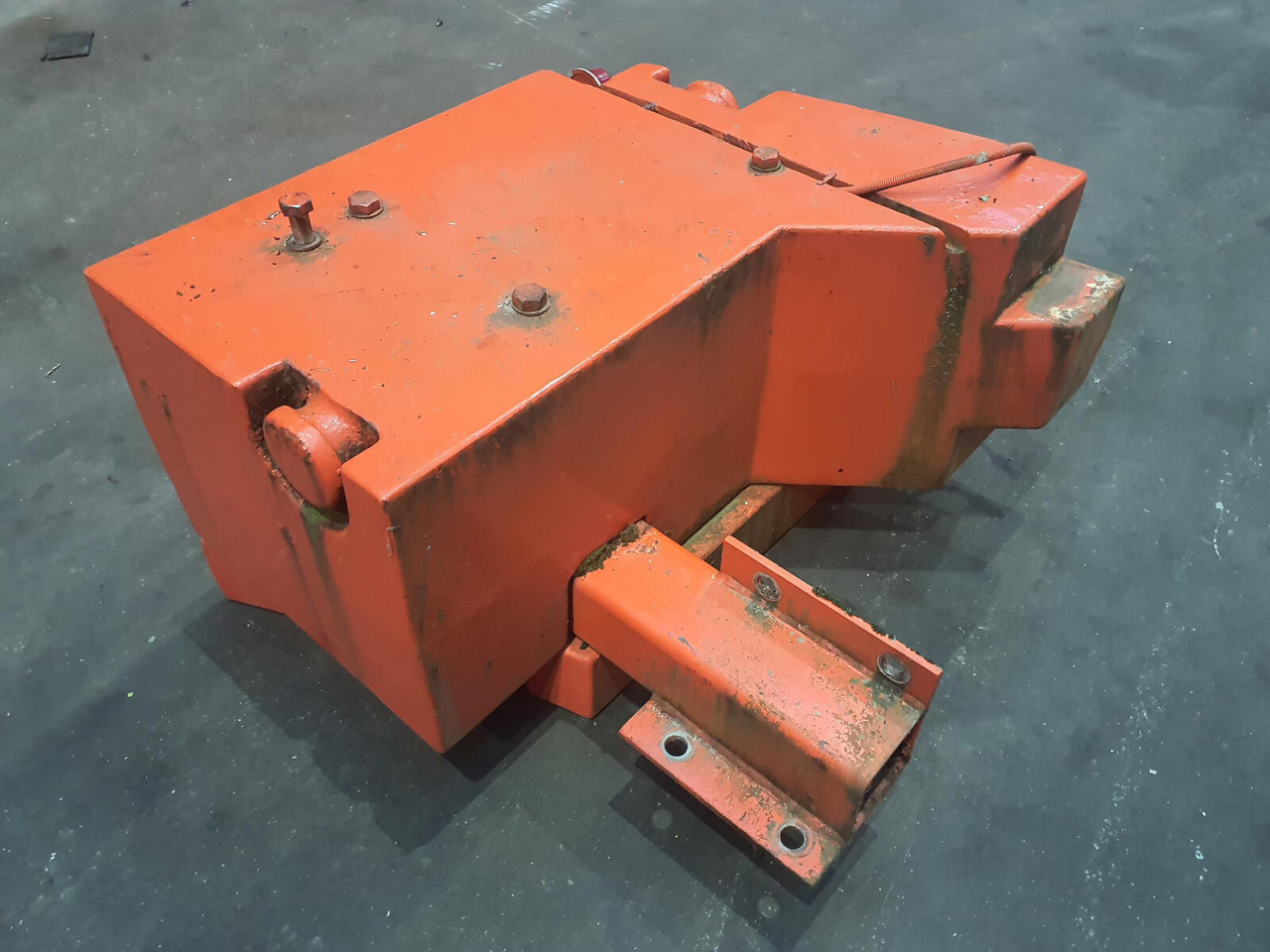Terex AC 155 counterweight 1.2t + 0,3t right - ثقل موازنة - موبايل كرين: صورة 3 Terex AC 155 counterweight 1.2t + 0,3t right - ثقل موازنة - موبايل كرين: صورة 3