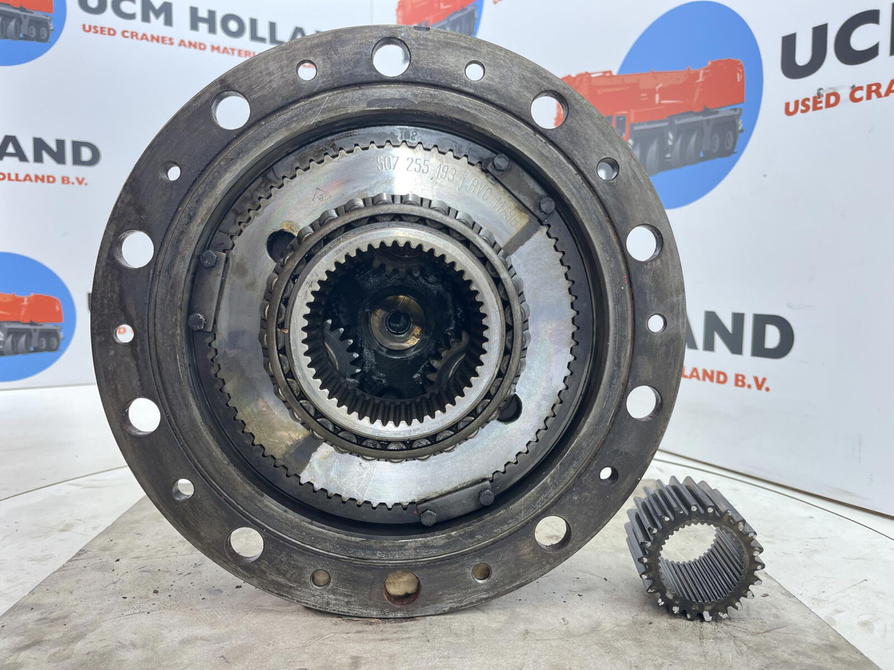 Terex AC 155 planetary gear 22-25-74-40-3pl-H135-46 - محرك السفر - موبايل كرين: صورة 5 Terex AC 155 planetary gear 22-25-74-40-3pl-H135-46 - محرك السفر - موبايل كرين: صورة 5