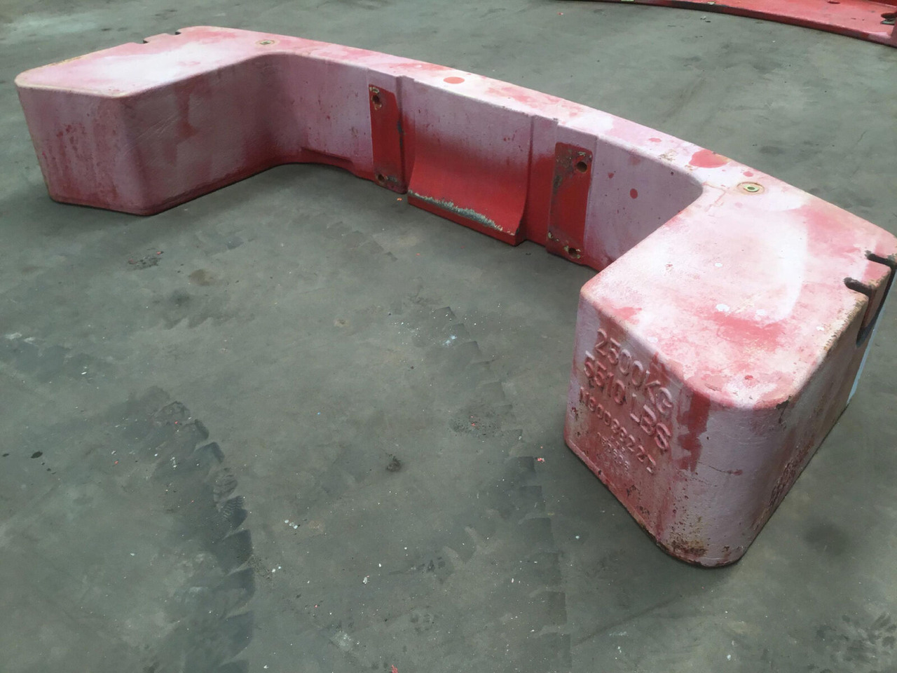 Terex AC 35 counterweight 2,5 ton - ثقل موازنة - موبايل كرين: صورة 4 Terex AC 35 counterweight 2,5 ton - ثقل موازنة - موبايل كرين: صورة 4
