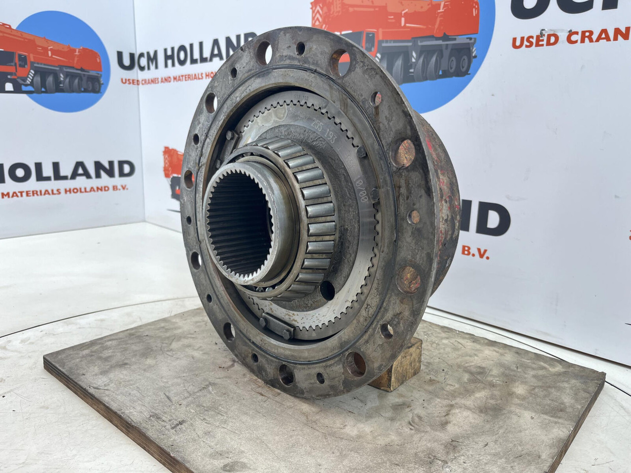 Terex AC 35 planetary gear 22-25-74-40-4pl-H137-46 - محرك السفر - موبايل كرين: صورة 3 Terex AC 35 planetary gear 22-25-74-40-4pl-H137-46 - محرك السفر - موبايل كرين: صورة 3