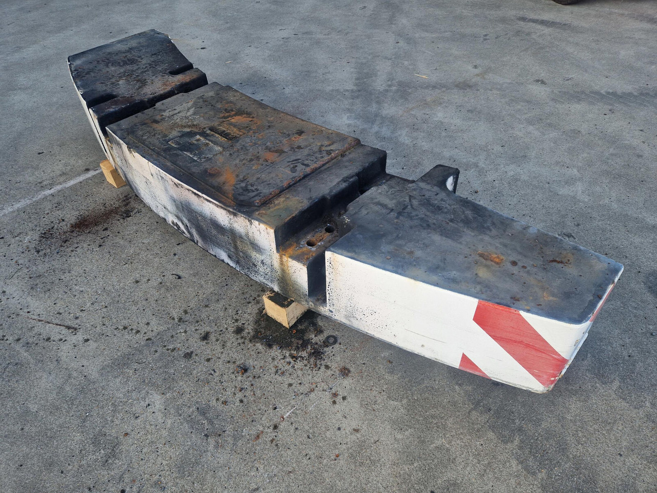 Terex AC 40 CITY counterweight 2.35T - ثقل موازنة - موبايل كرين: صورة 1 Terex AC 40 CITY counterweight 2.35T - ثقل موازنة - موبايل كرين: صورة 1