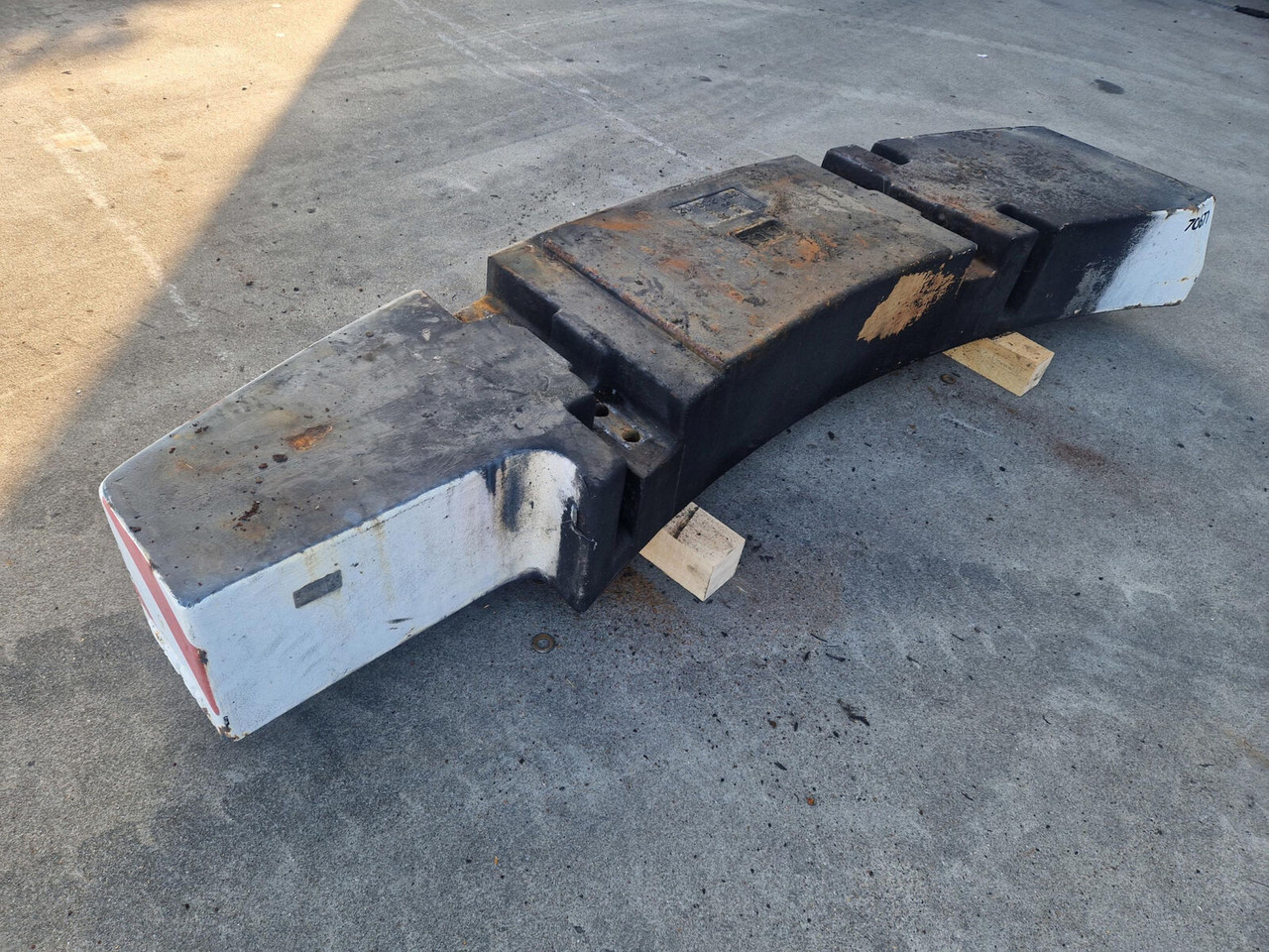 Terex AC 40 CITY counterweight 2.35T - ثقل موازنة - موبايل كرين: صورة 2 Terex AC 40 CITY counterweight 2.35T - ثقل موازنة - موبايل كرين: صورة 2