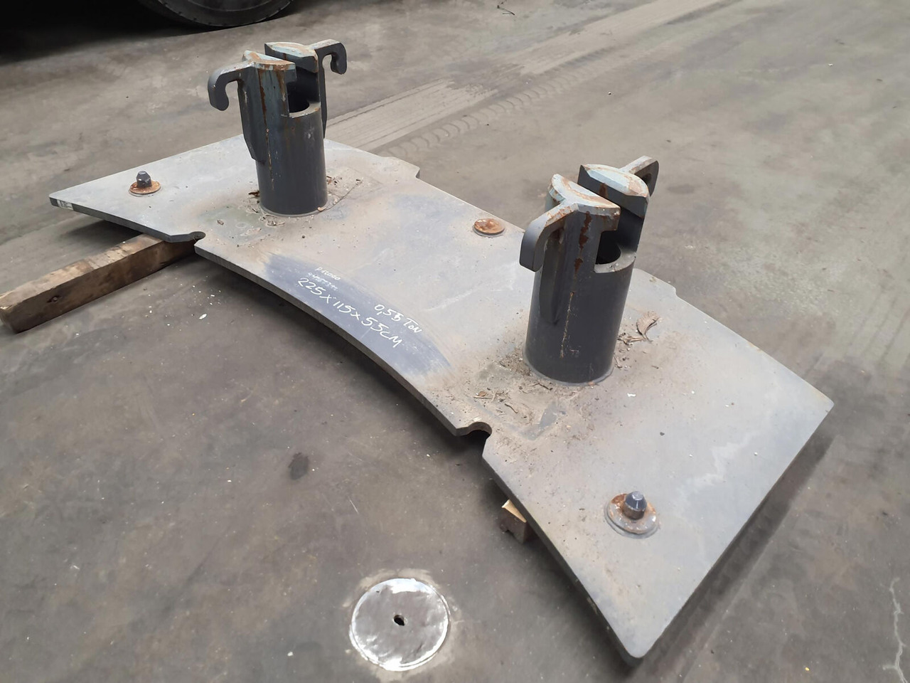 Terex Terex Demag Challenger 4200 counterweight 0.55 Ton - ثقل موازنة - موبايل كرين: صورة 2 Terex Terex Demag Challenger 4200 counterweight 0.55 Ton - ثقل موازنة - موبايل كرين: صورة 2