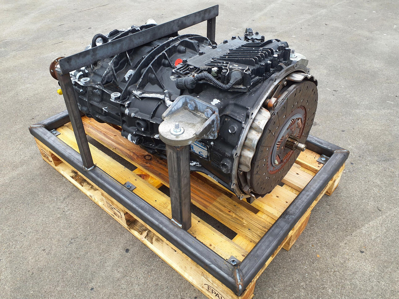 ZF Terex challenger 3160 Gearbox ZF astronic MID 12 AS 1625 SO - صندوق التروس - موبايل كرين: صورة 2 ZF Terex challenger 3160 Gearbox ZF astronic MID 12 AS 1625 SO - صندوق التروس - موبايل كرين: صورة 2