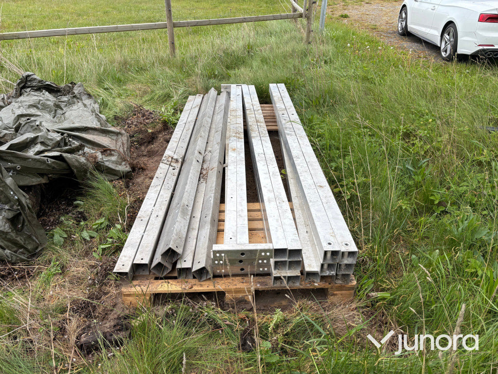 Belysning - Till hästbana - معدات الماشية: صورة 1 Belysning - Till hästbana - معدات الماشية: صورة 1