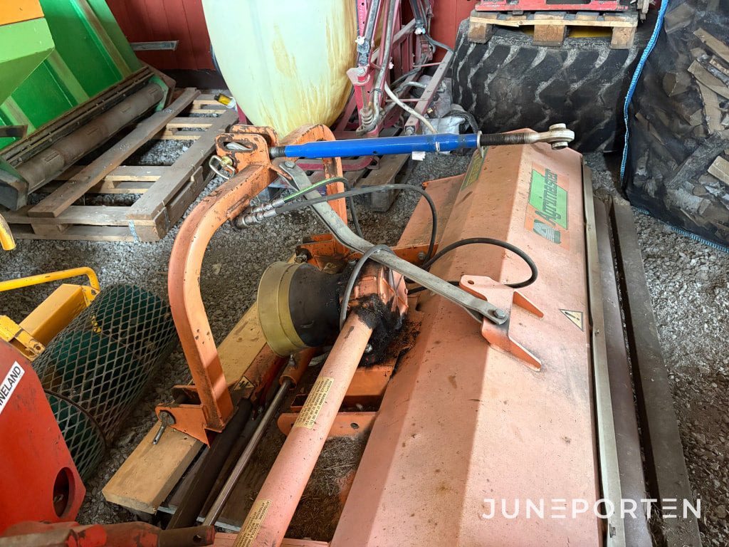 Betesputsare och slagklippare Agrimaster KL 250 SE - التقطيع جزازة/ ماكينات قطع الحشائش: صورة 5 Betesputsare och slagklippare Agrimaster KL 250 SE - التقطيع جزازة/ ماكينات قطع الحشائش: صورة 5