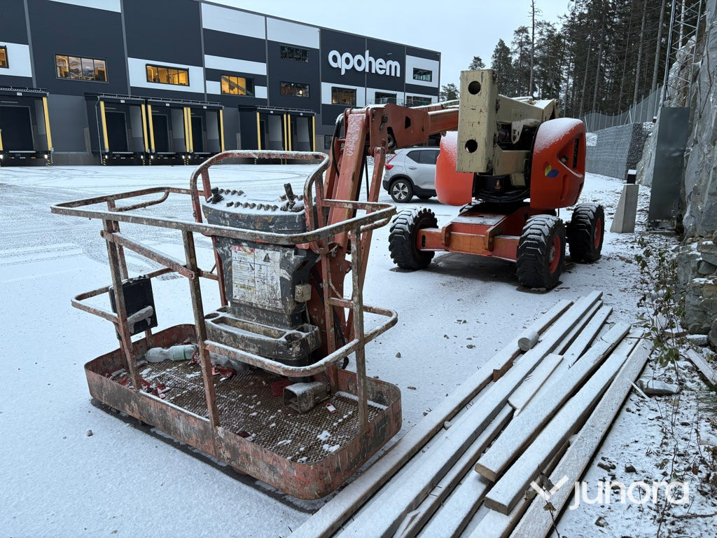 Bomlift - JLG OAJ - مرفاع مفصلي: صورة 1 Bomlift - JLG OAJ - مرفاع مفصلي: صورة 1