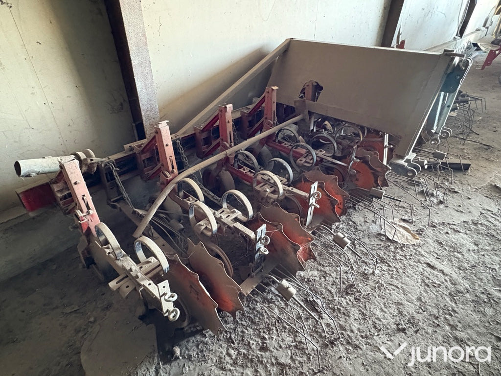 Fronthacka / Radhacka - Kverneland, 9radig - مسفلة تمهيد التربة: صورة 5 Fronthacka / Radhacka - Kverneland, 9radig - مسفلة تمهيد التربة: صورة 5