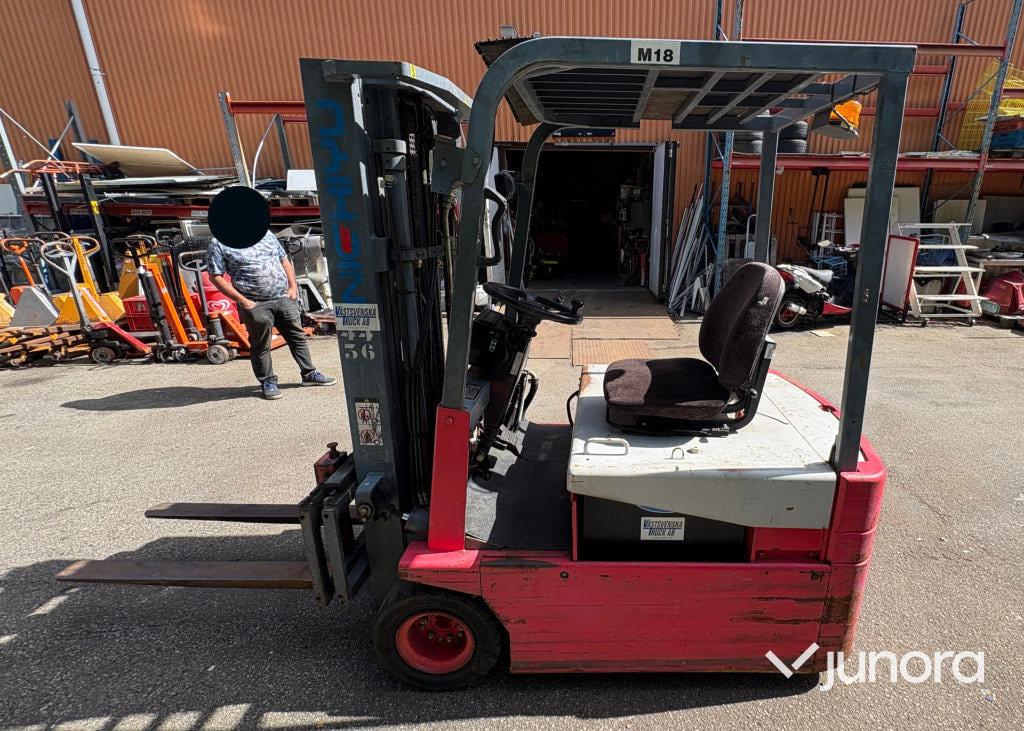 Gaffeltruck - Nichiyu (1) - رافعة شوكية كهربائية: صورة 2 Gaffeltruck - Nichiyu (1) - رافعة شوكية كهربائية: صورة 2