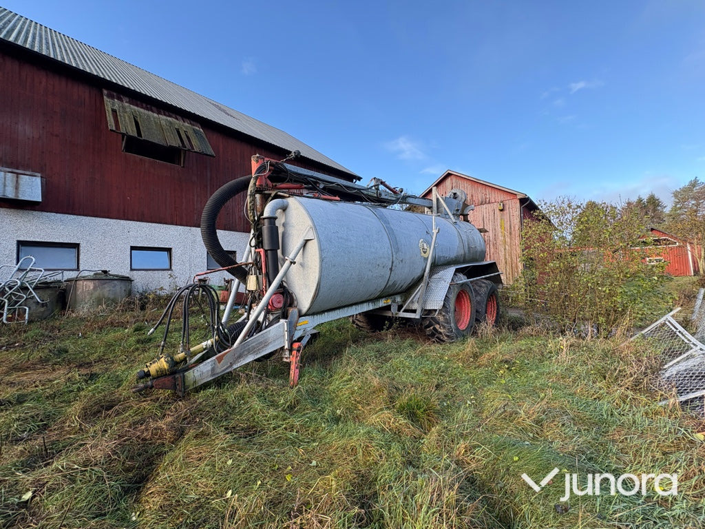 Gödseltunna - KIMADAN 15 kubik - صهريج السماد السائل: صورة 1 Gödseltunna - KIMADAN 15 kubik - صهريج السماد السائل: صورة 1