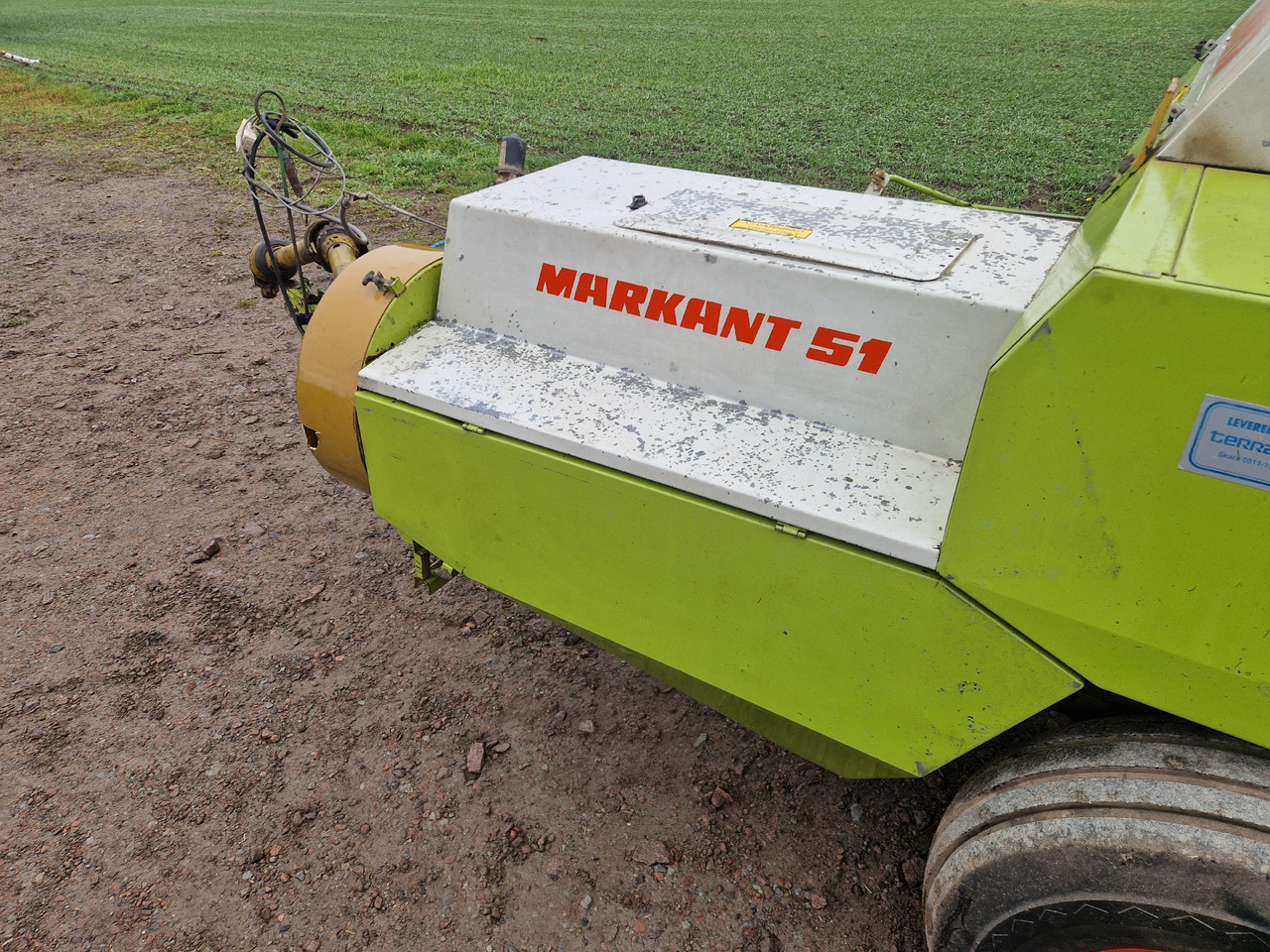 Hårdpress - Claas Markant 51 - آلة بالات مربعة: صورة 3 Hårdpress - Claas Markant 51 - آلة بالات مربعة: صورة 3