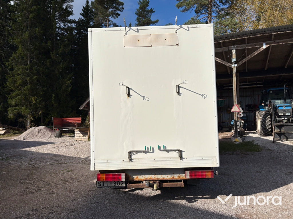 Hästtransport - Mercedes-Benz, 316 CDI - شاحنة نقل خيل: صورة 4 Hästtransport - Mercedes-Benz, 316 CDI - شاحنة نقل خيل: صورة 4