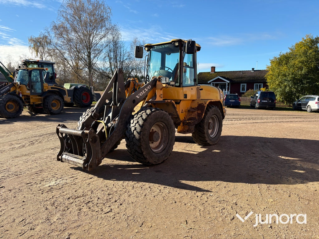 Hjullastare - Volvo L45B - اللودر بعجل: صورة 1 Hjullastare - Volvo L45B - اللودر بعجل: صورة 1
