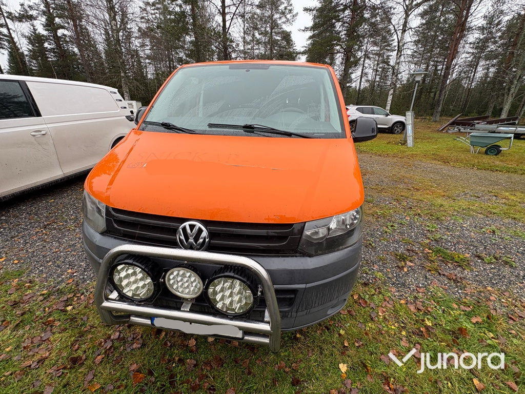 Lätt Lastbil - Volkswagen Transporter 4x4 - فان: صورة 3 Lätt Lastbil - Volkswagen Transporter 4x4 - فان: صورة 3