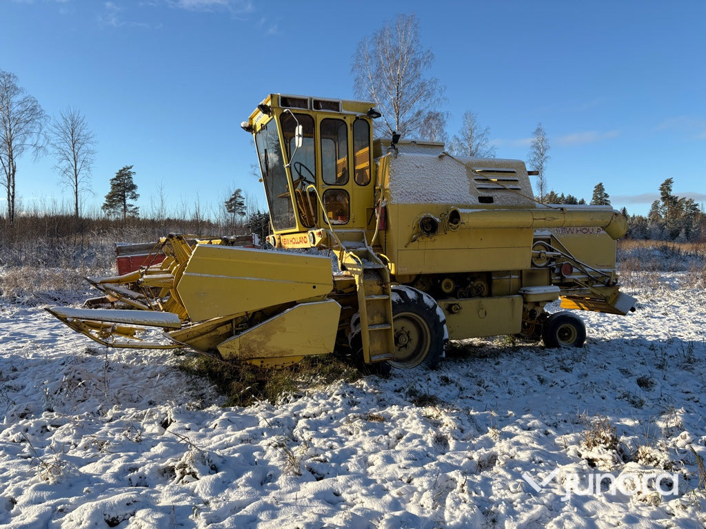 Skördetröska - New Holland Clayson 1520 - حصادة: صورة 2 Skördetröska - New Holland Clayson 1520 - حصادة: صورة 2
