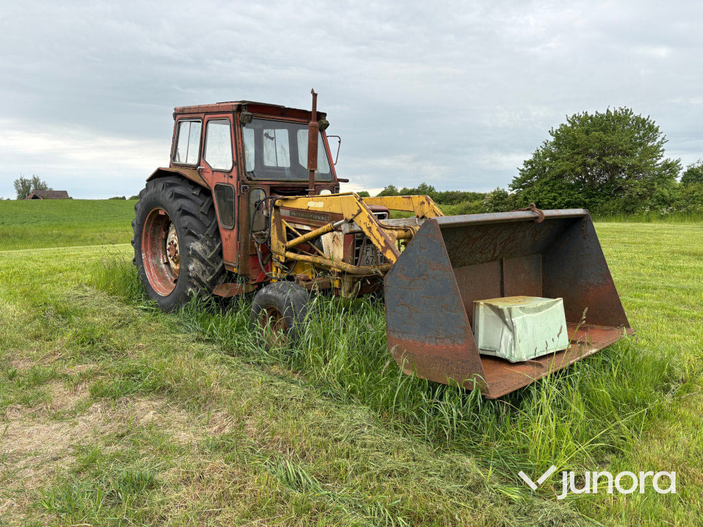 Traktor - IH - جرار: صورة 1 Traktor - IH - جرار: صورة 1